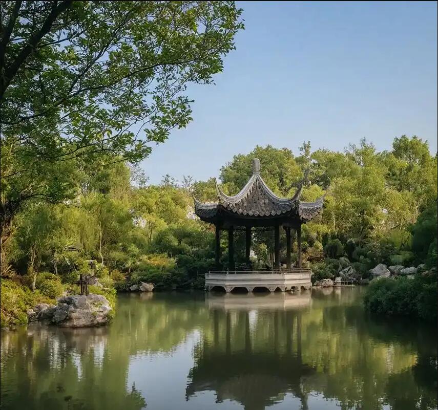 额敏县初夏餐饮有限公司